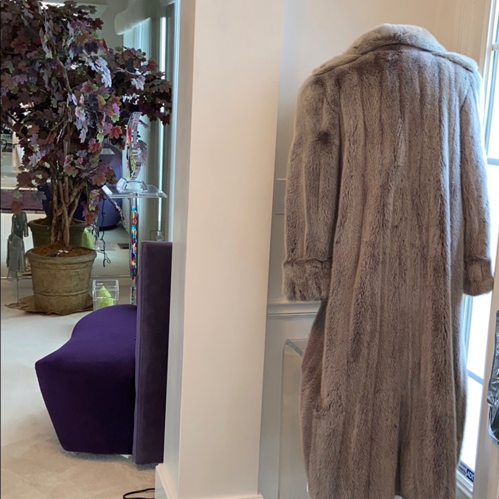Robert Bolon  Furs Mink Coat - Picture 5 of 8